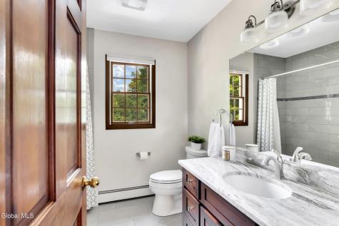 70 Longwood Drive Clifton Park NY 12065