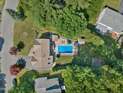 70 Longwood Drive Clifton Park NY 12065