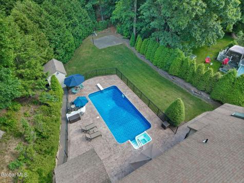 70 Longwood Drive Clifton Park NY 12065