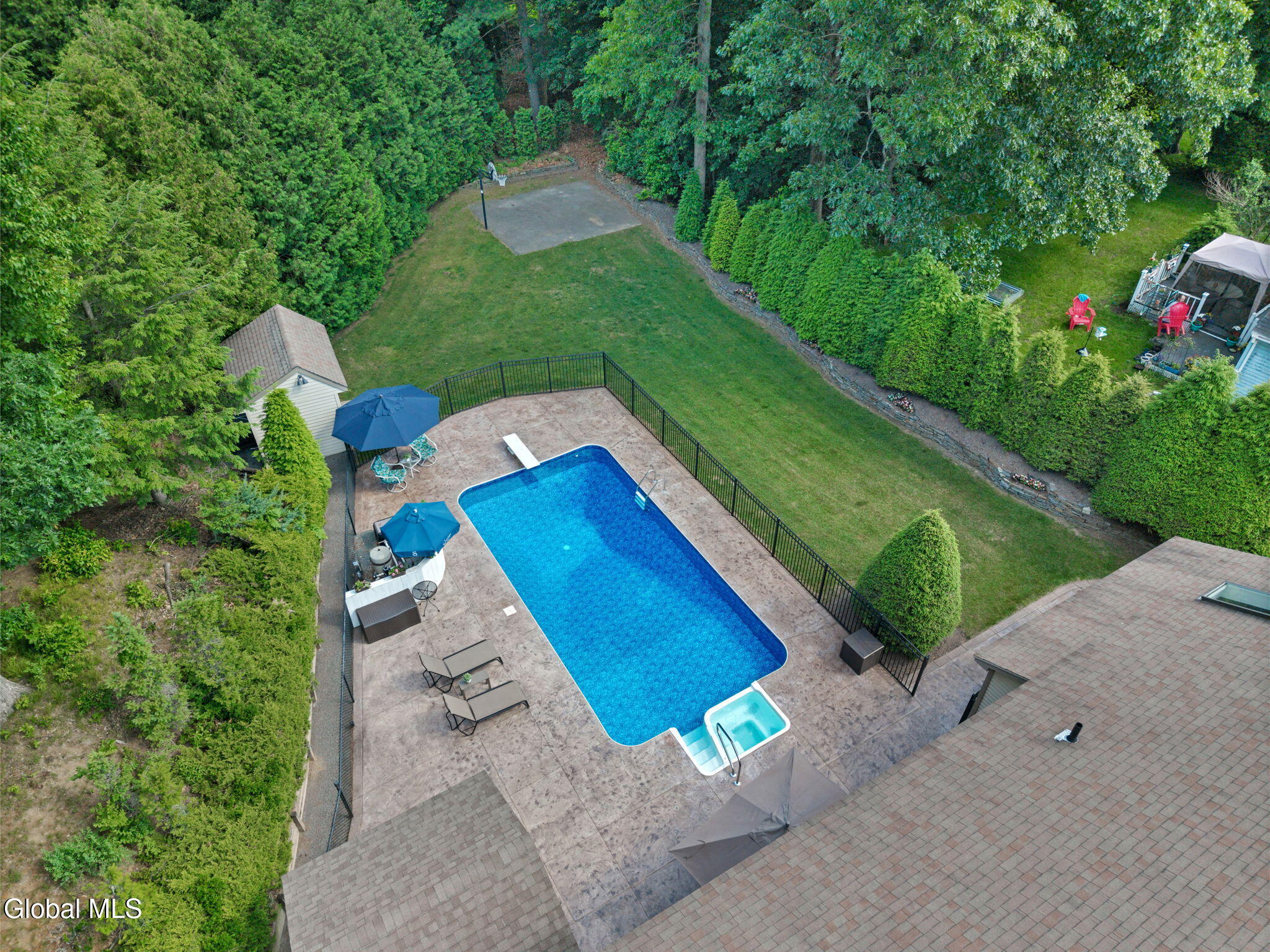 70 Longwood Drive Clifton Park NY 12065