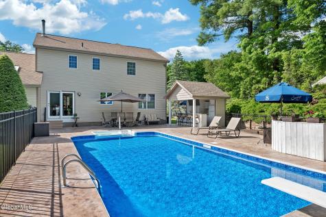 70 Longwood Drive Clifton Park NY 12065