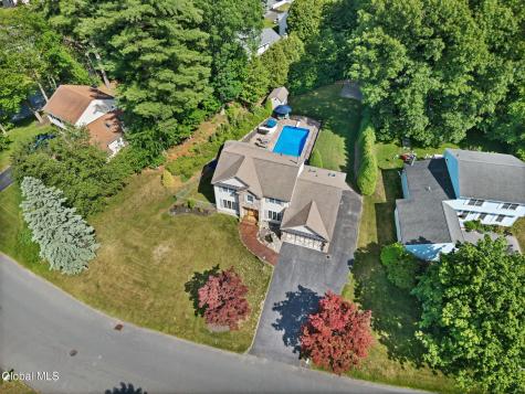 70 Longwood Drive Clifton Park NY 12065