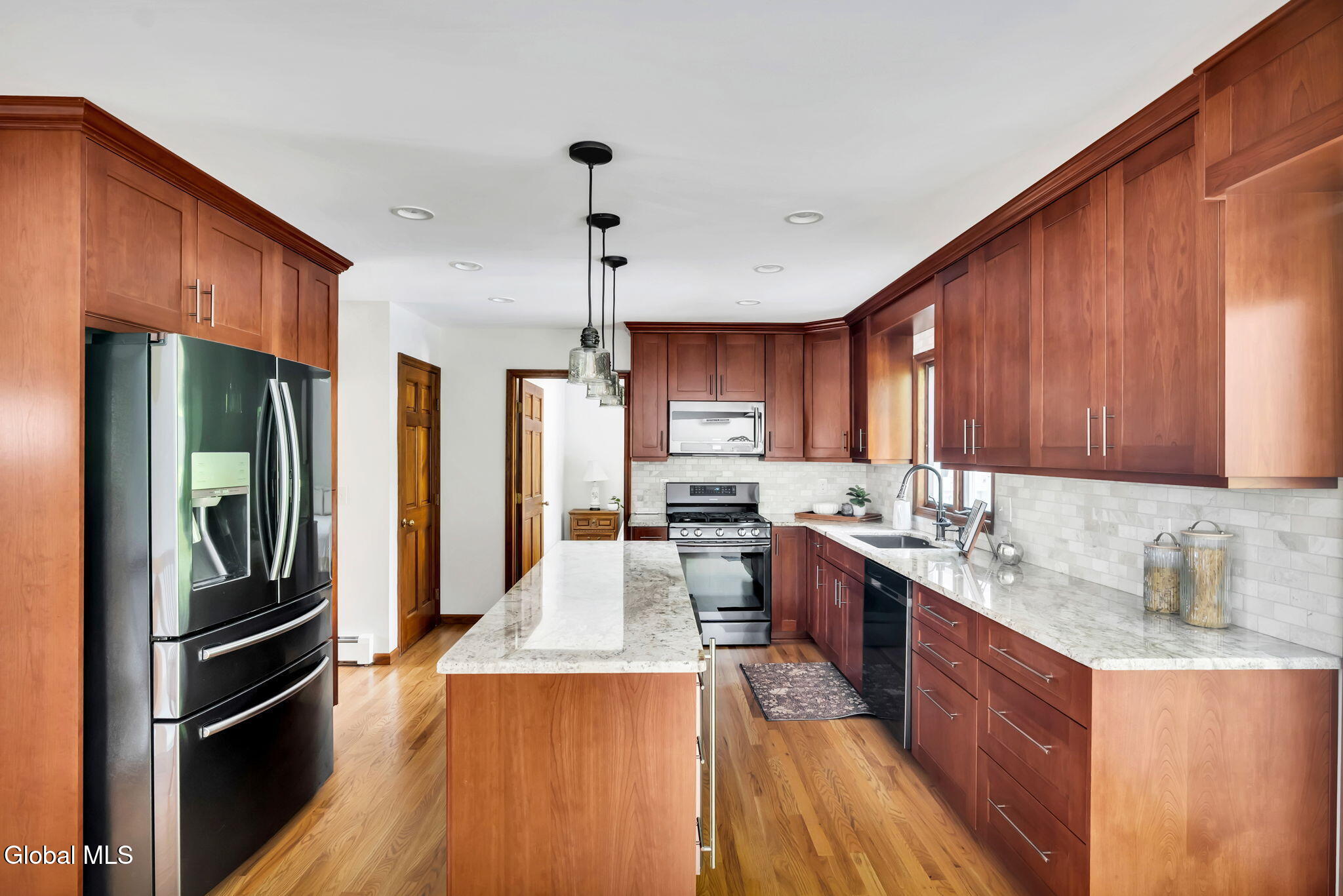 70 Longwood Drive Clifton Park NY 12065