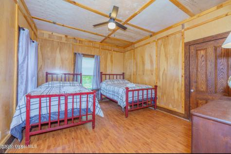 28 Main Street Lake Luzerne NY 12846