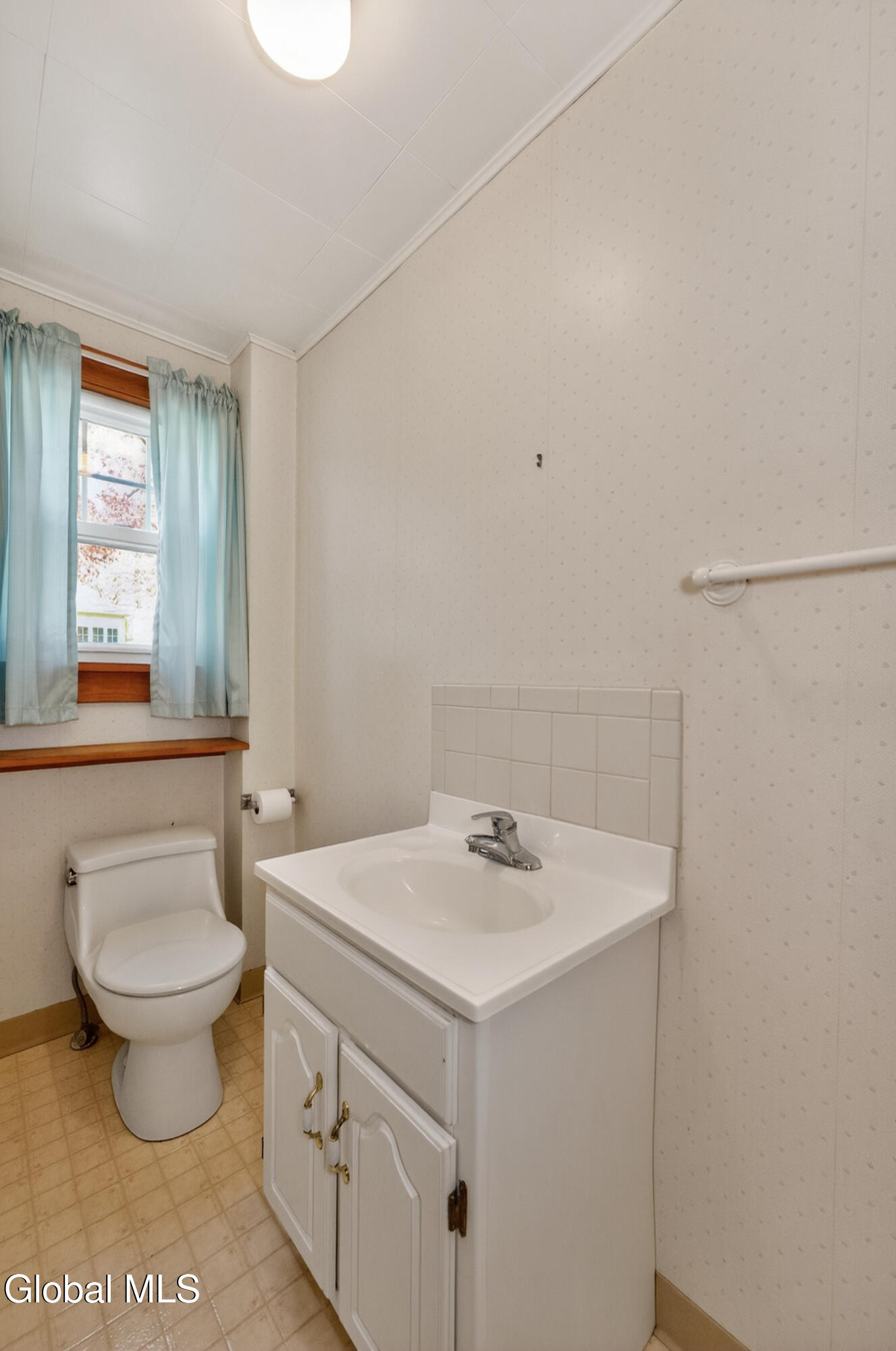 32 Old Troy Road East Greenbush NY 12061
