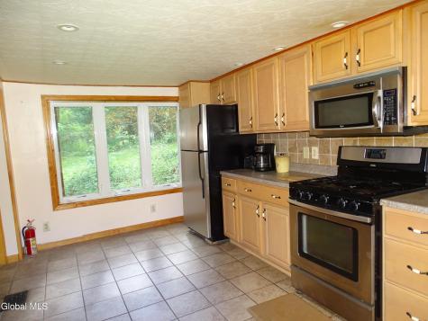 15 Cottage Street Averill Park NY 12018