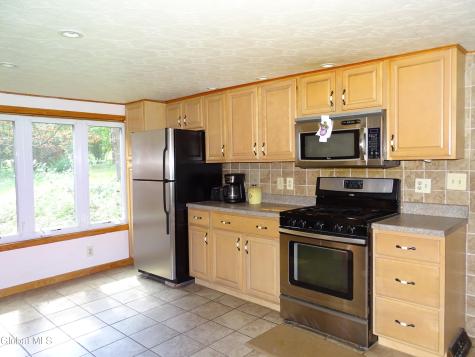 15 Cottage Street Averill Park NY 12018