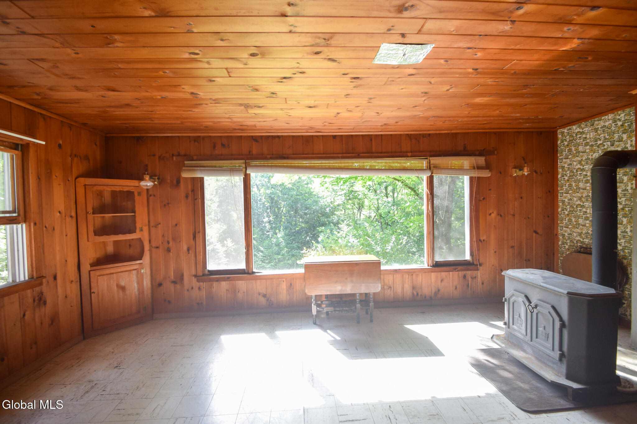 327 Wardsboro Road Ticonderoga NY 12836