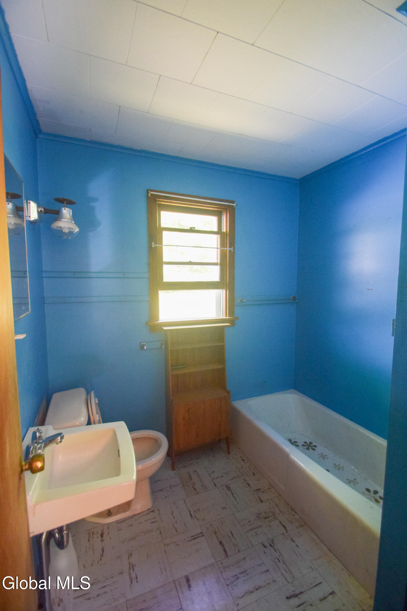 327 Wardsboro Road Ticonderoga NY 12836