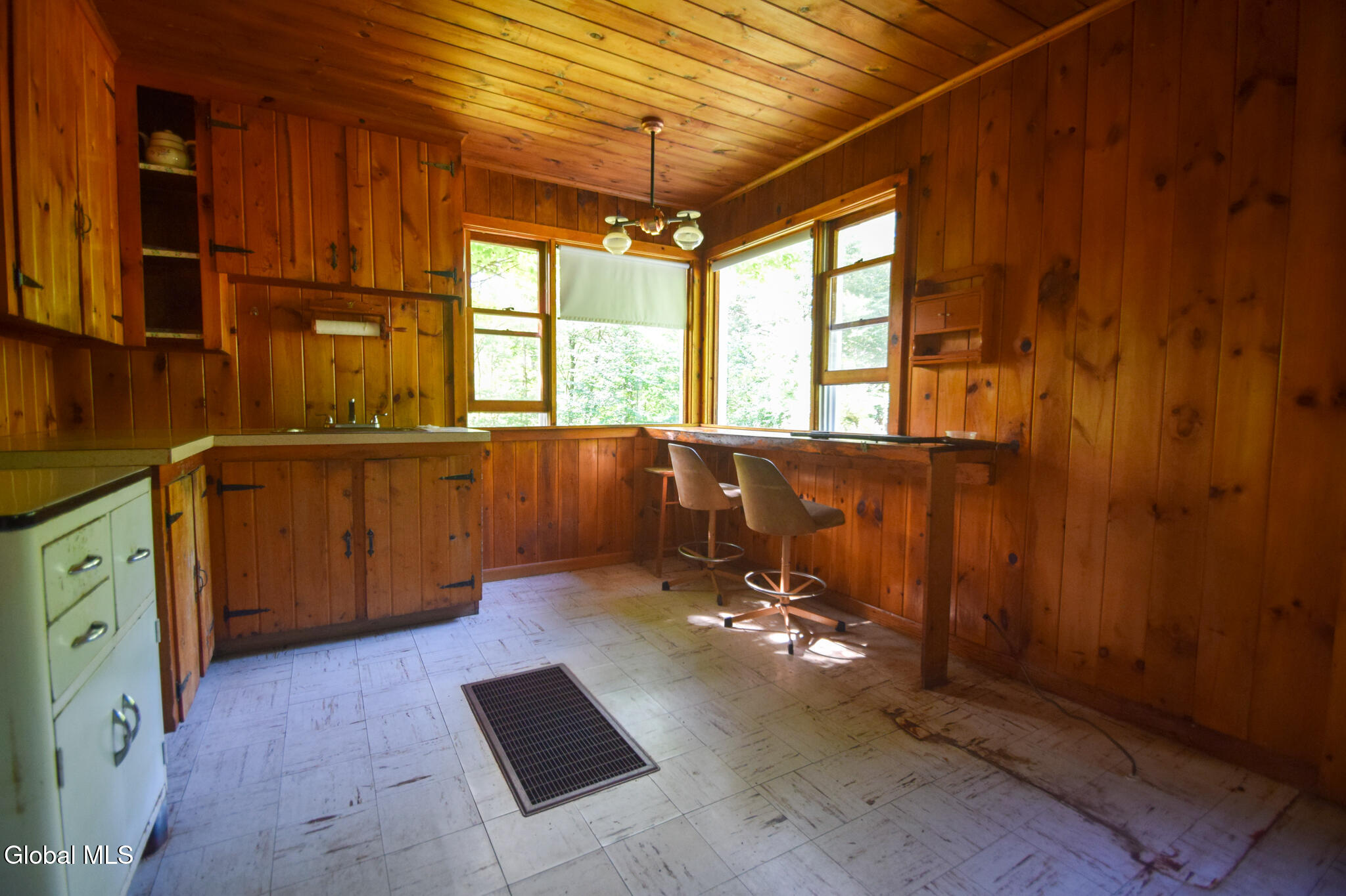 327 Wardsboro Road Ticonderoga NY 12836
