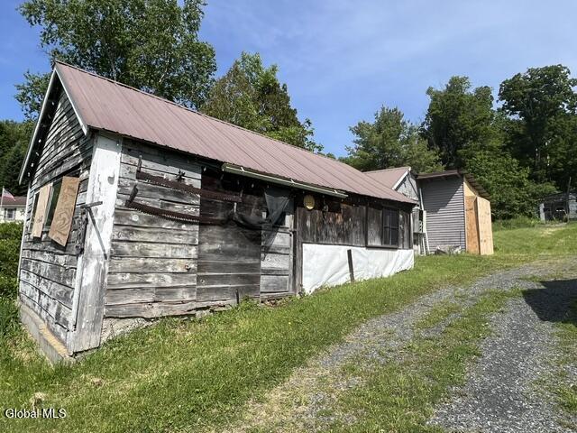 2527 County Road 18 Hampton NY 12837
