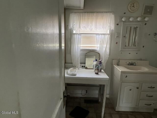 2527 County Road 18 Hampton NY 12837