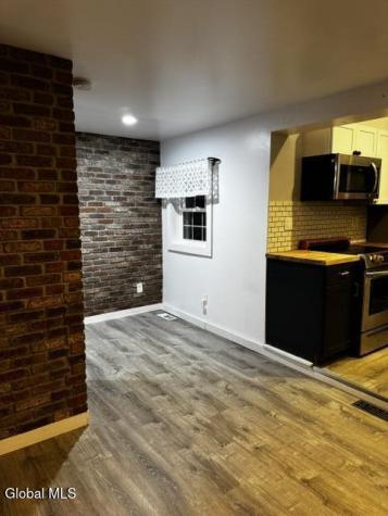 7352 Church Road Schenectady NY 12306