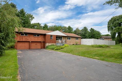 969 Grooms Road Rexford NY 12148