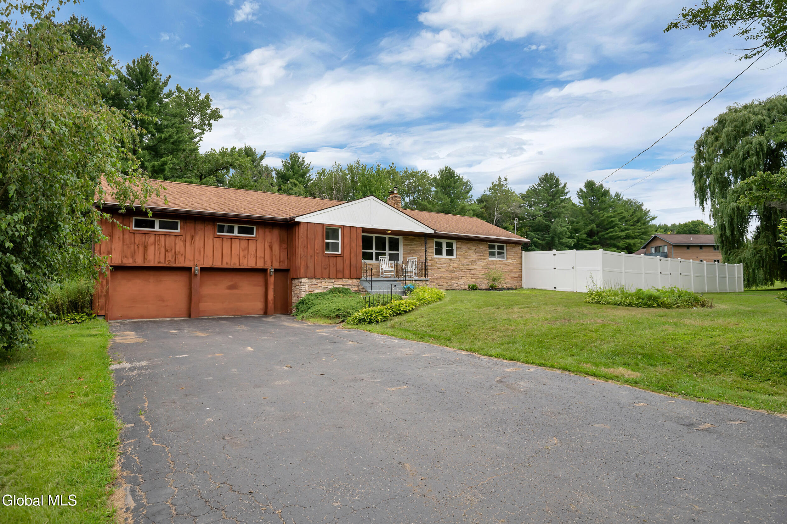 969 Grooms Road Rexford NY 12148