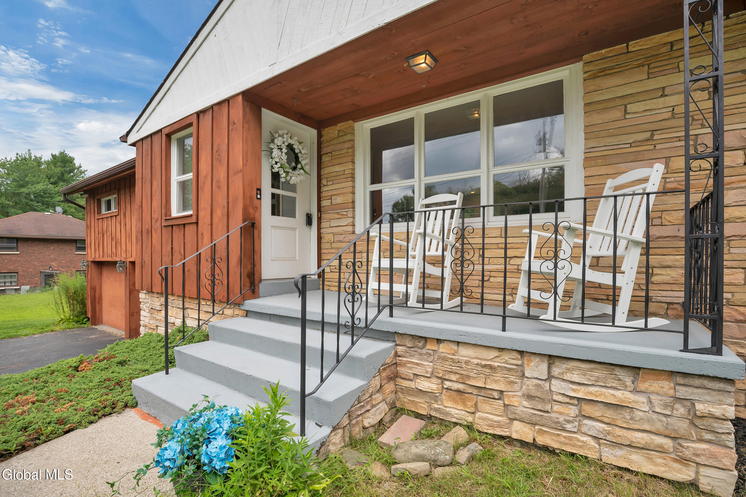 969 Grooms Road Rexford NY 12148