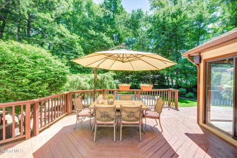 16 Innisbrook Drive Clifton Park NY 12065