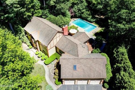 16 Innisbrook Drive Clifton Park NY 12065