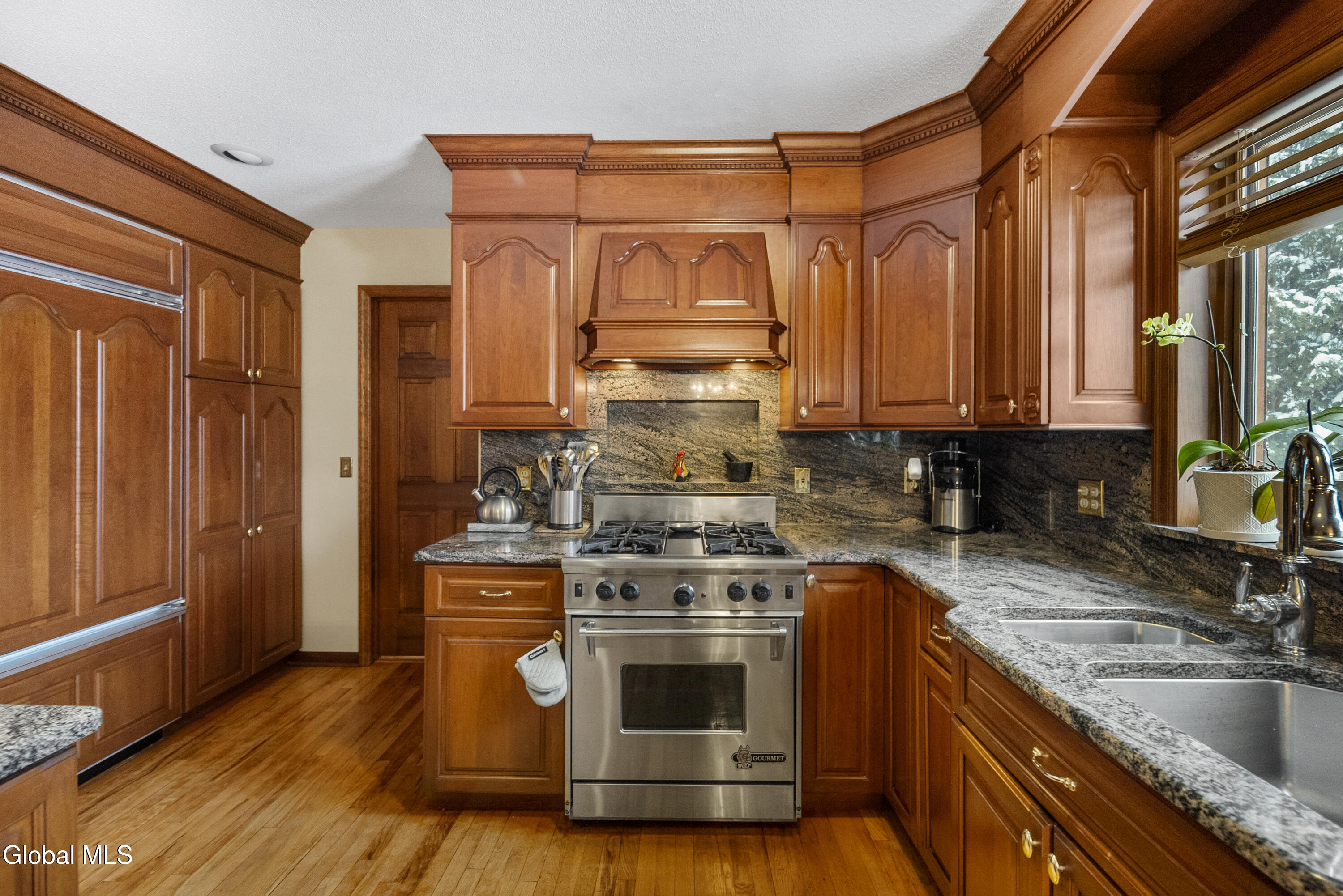 16 Innisbrook Drive Clifton Park NY 12065
