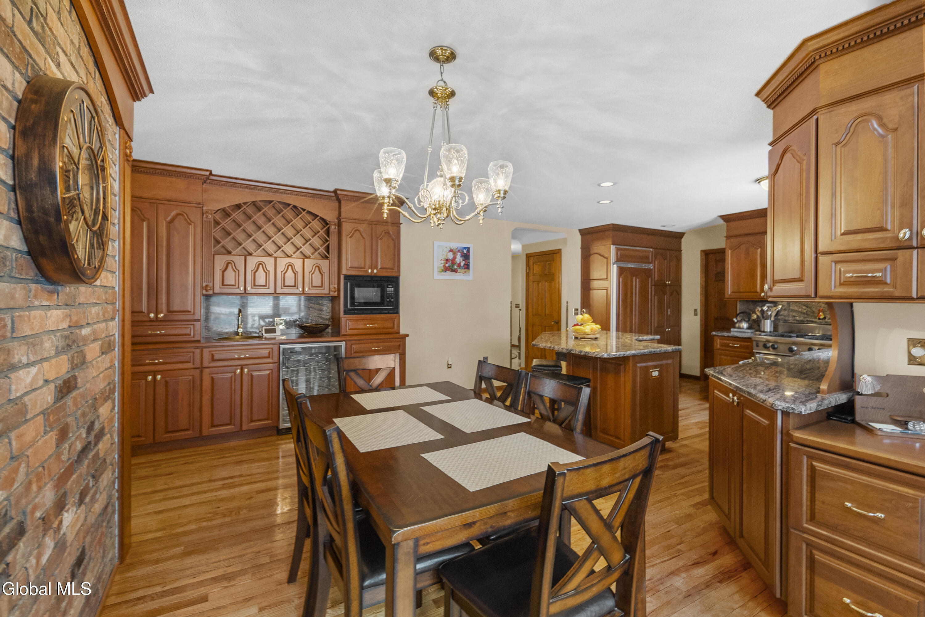 16 Innisbrook Drive Clifton Park NY 12065