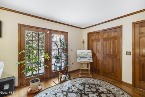 16 Innisbrook Drive Clifton Park NY 12065