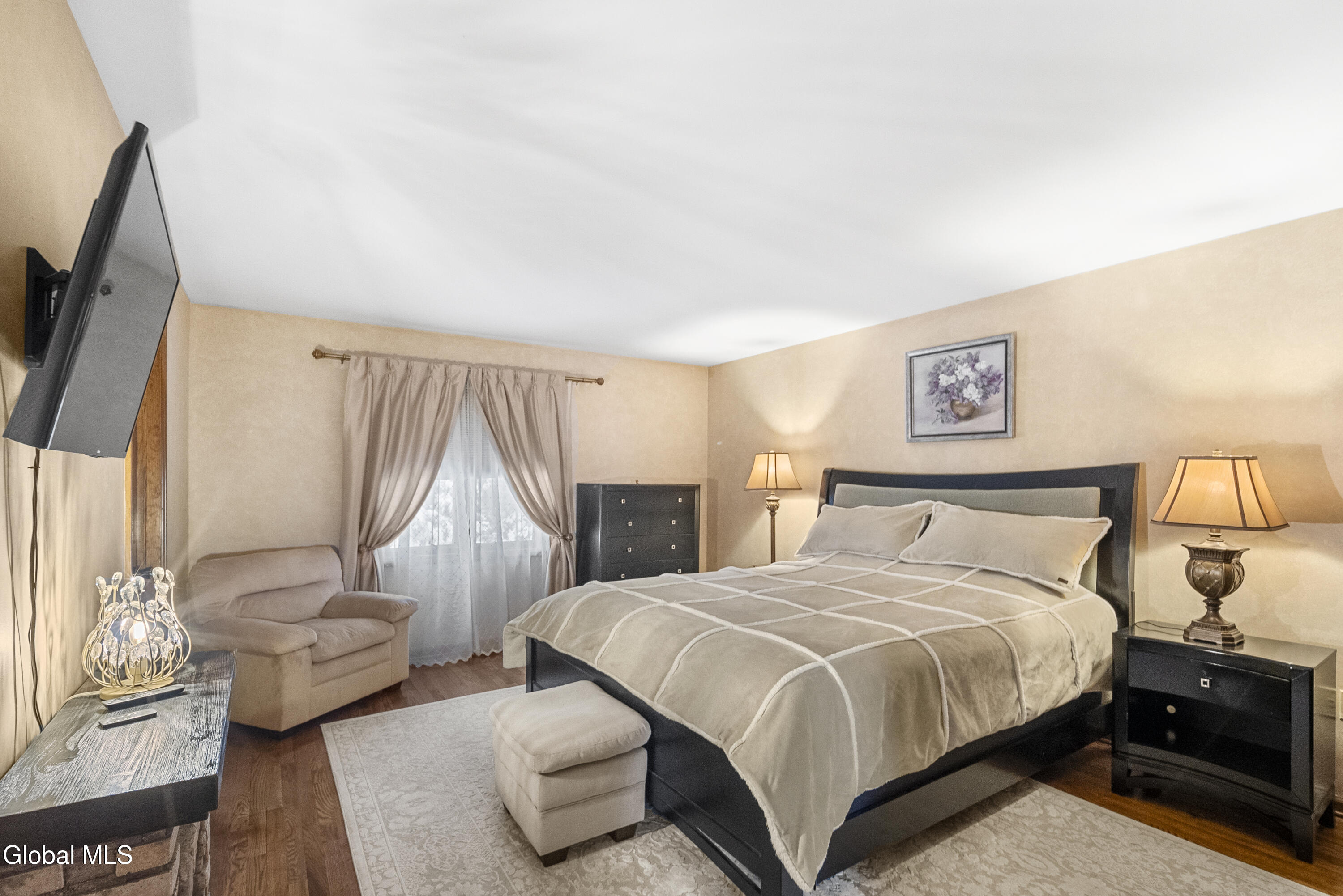 16 Innisbrook Drive Clifton Park NY 12065
