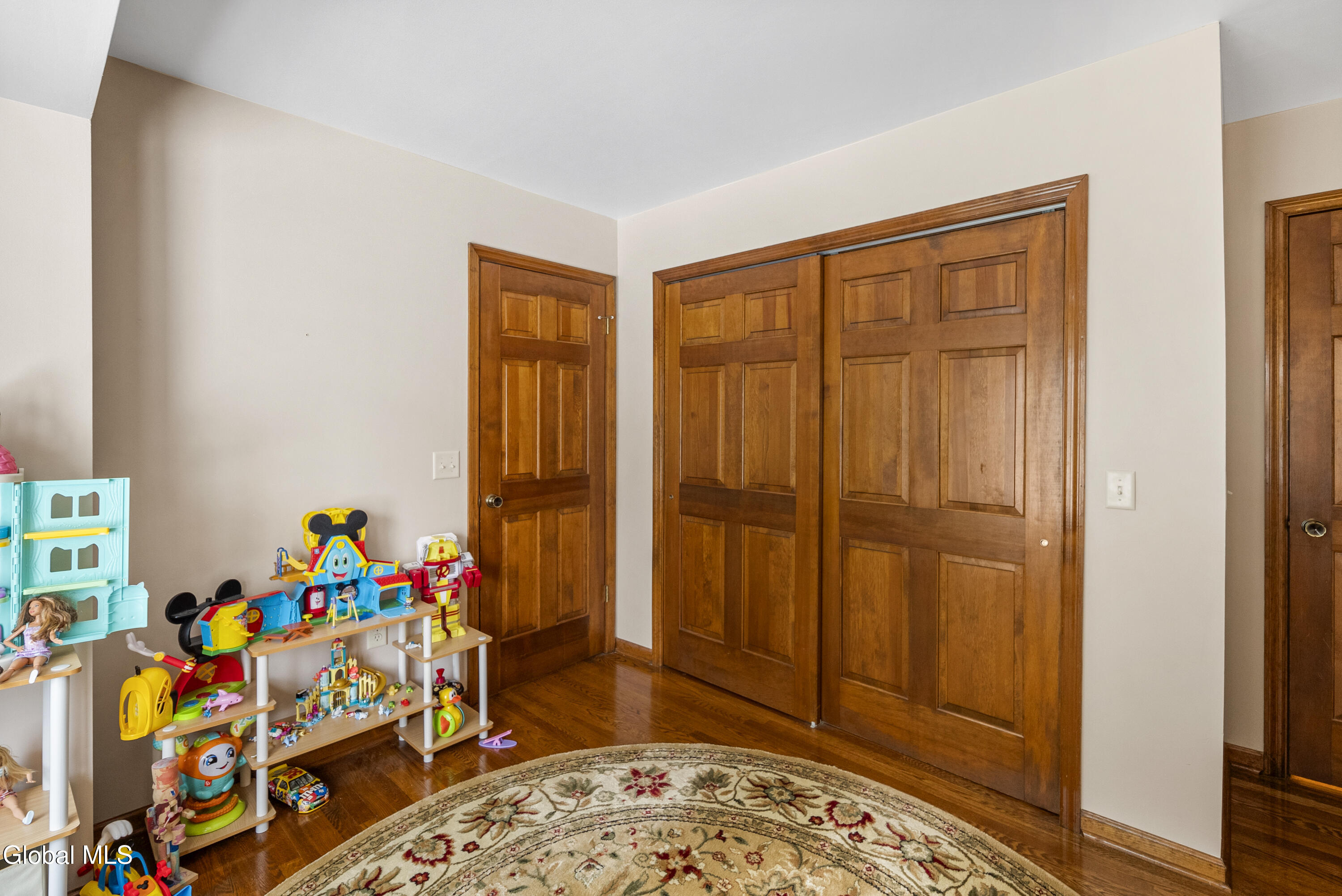 16 Innisbrook Drive Clifton Park NY 12065