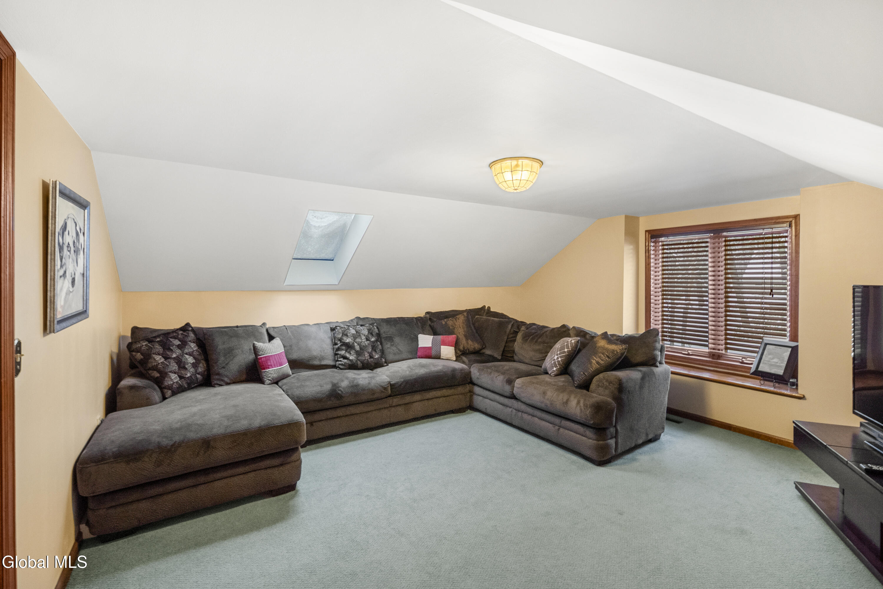 16 Innisbrook Drive Clifton Park NY 12065