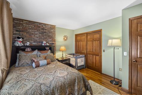 16 Innisbrook Drive Clifton Park NY 12065