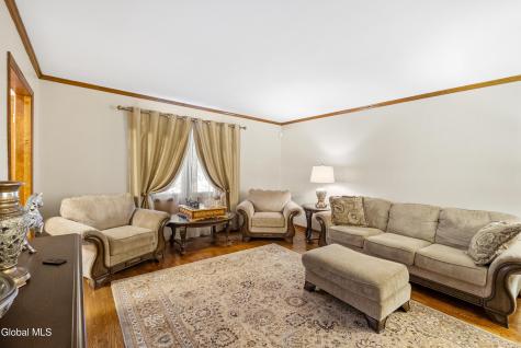 16 Innisbrook Drive Clifton Park NY 12065