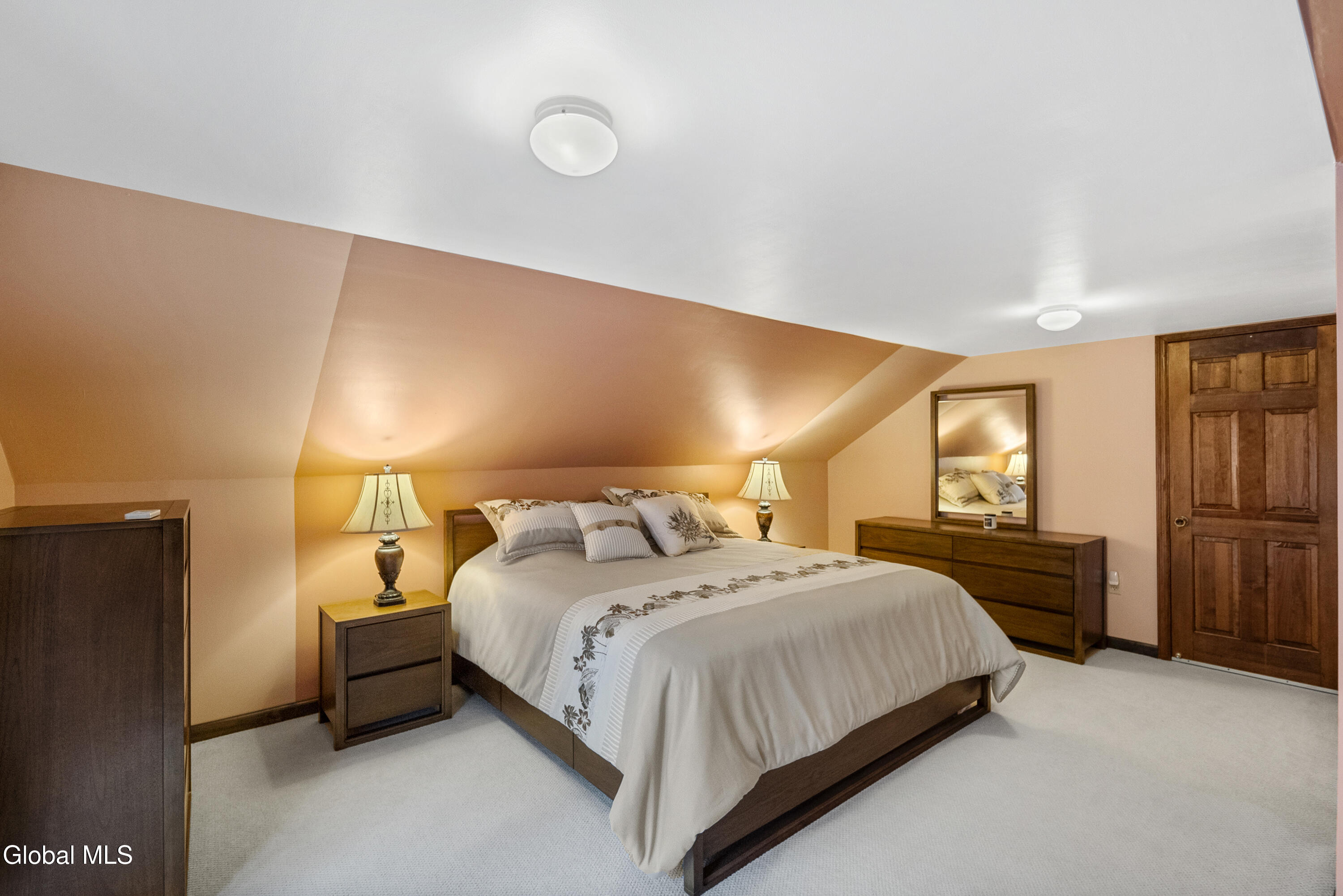 16 Innisbrook Drive Clifton Park NY 12065
