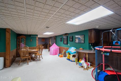 16 Innisbrook Drive Clifton Park NY 12065