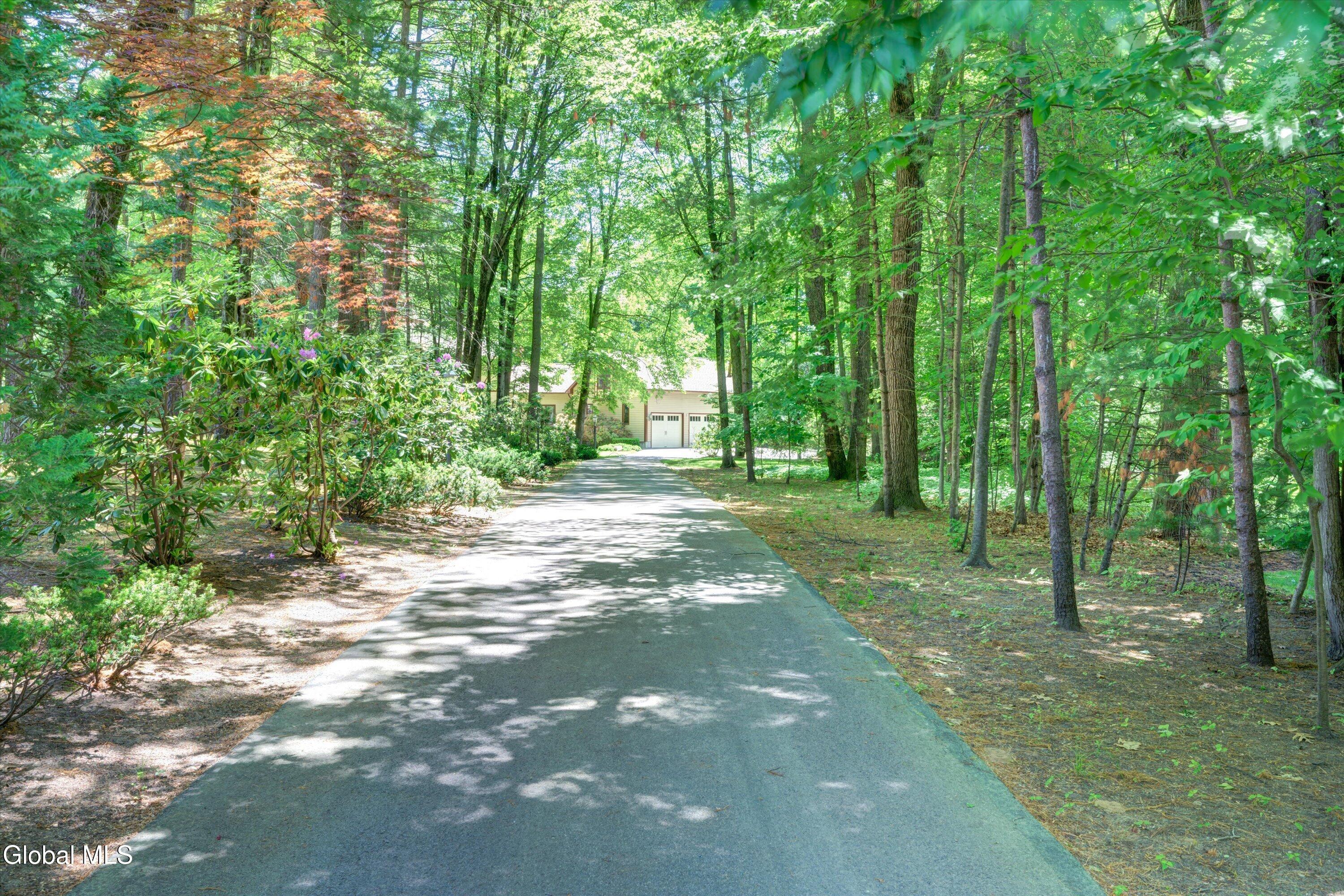 16 Innisbrook Drive Clifton Park NY 12065