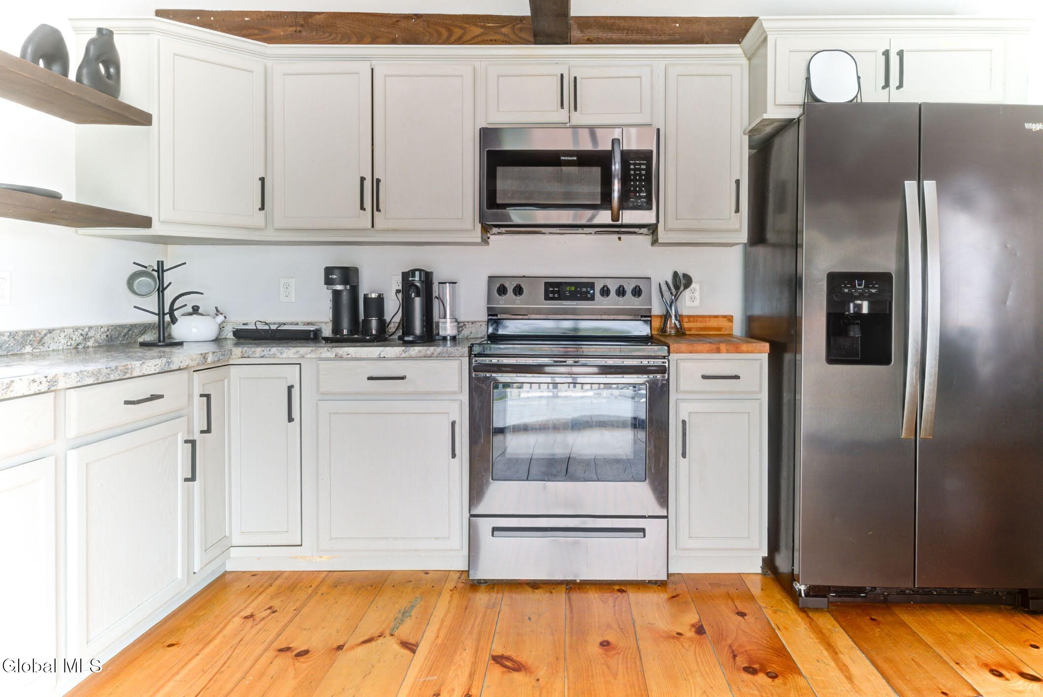 2061 Burtonville Road Esperance NY 12066