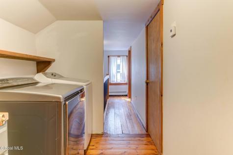 2061 Burtonville Road Esperance NY 12066