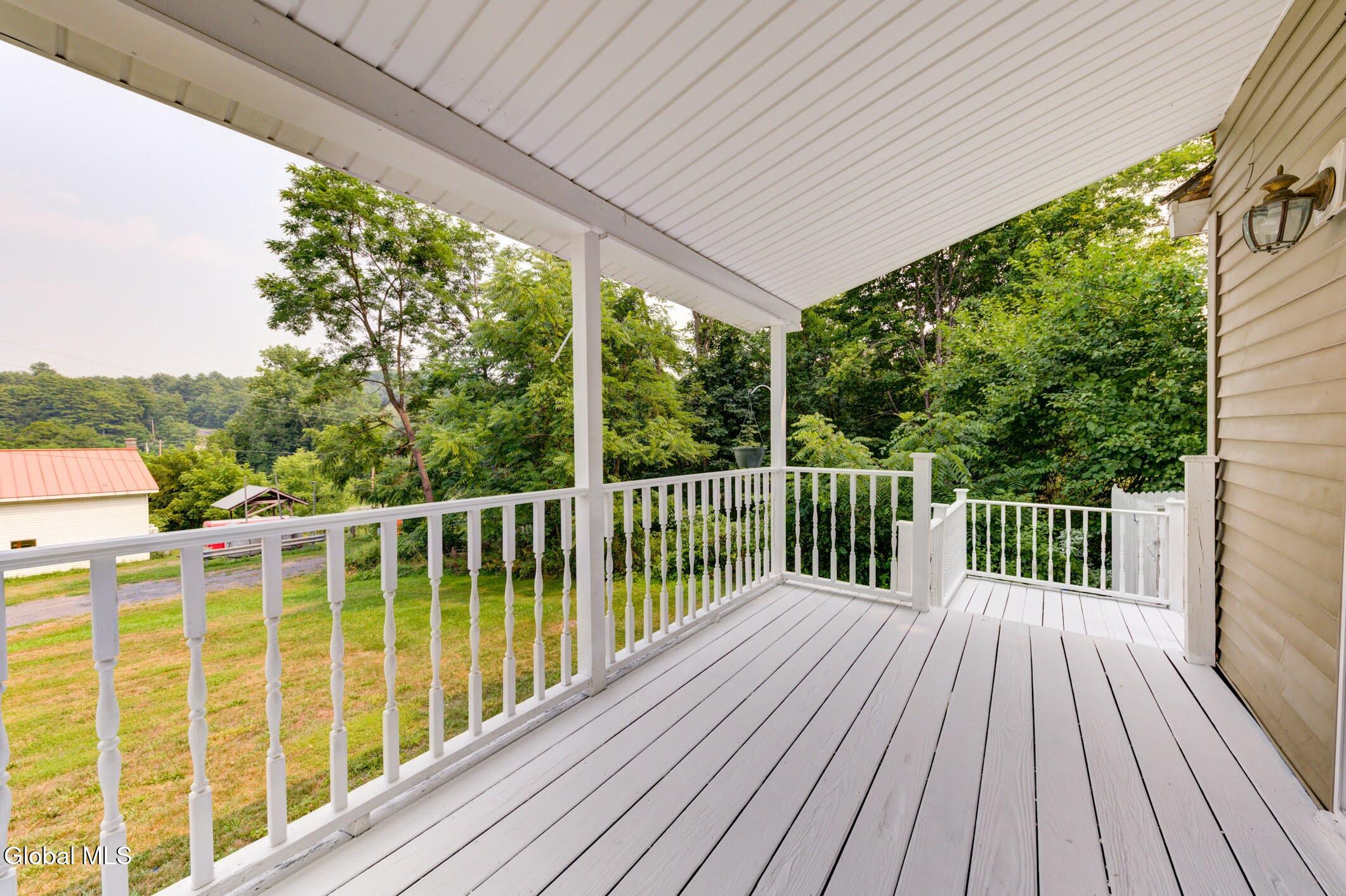 2061 Burtonville Road Esperance NY 12066