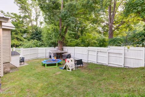 2061 Burtonville Road Esperance NY 12066