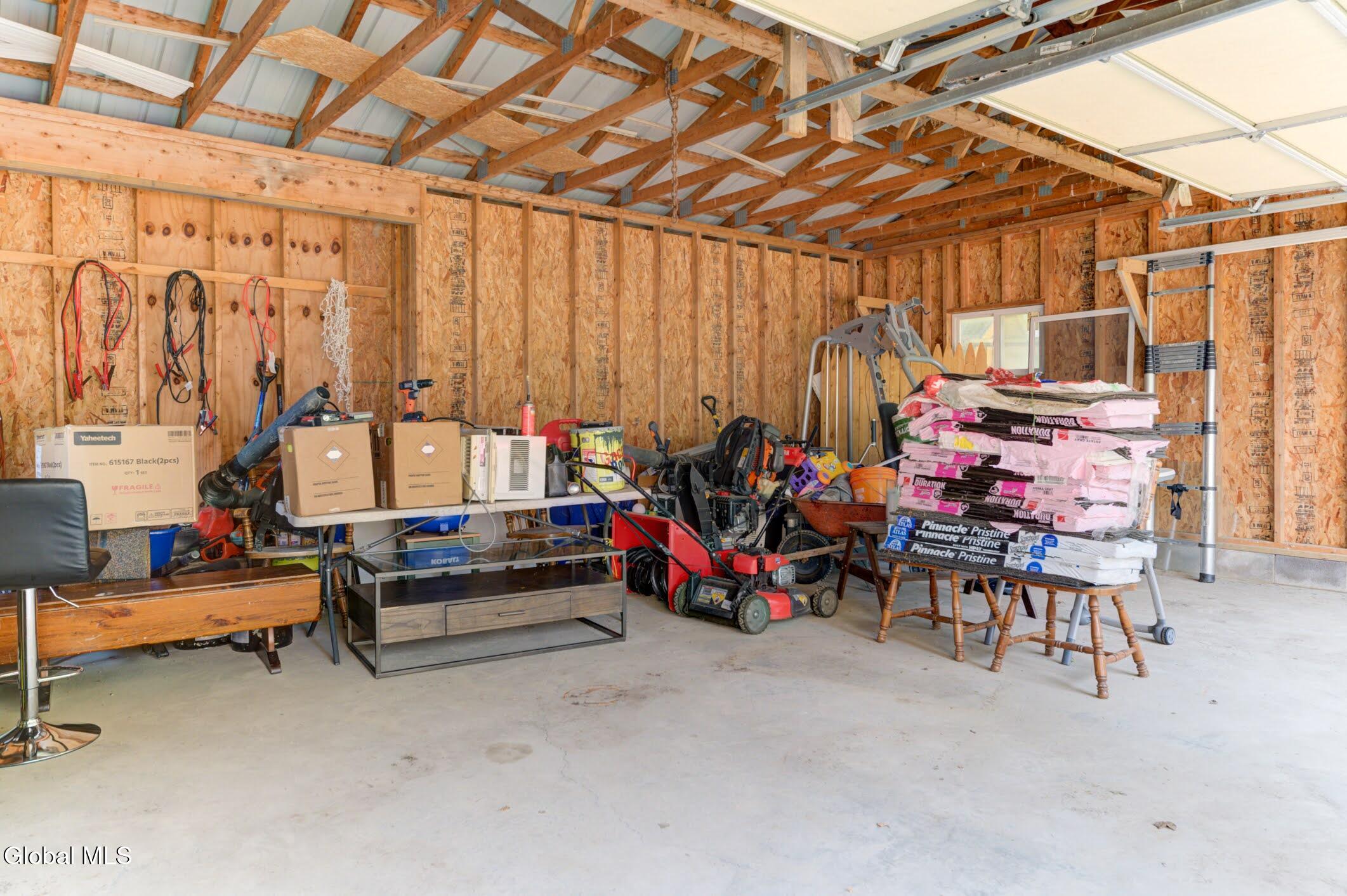 2061 Burtonville Road Esperance NY 12066