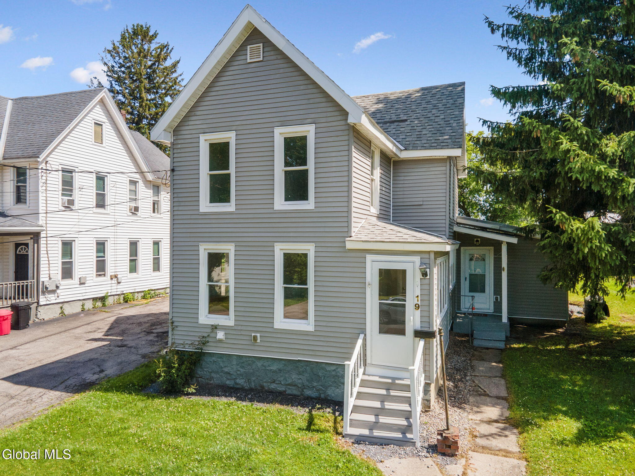19 Matthew Street Johnstown NY 12095