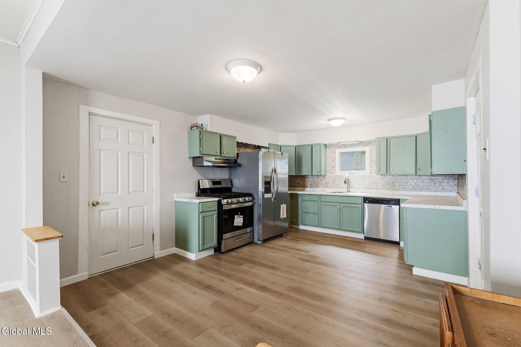 19 Matthew Street Johnstown NY 12095