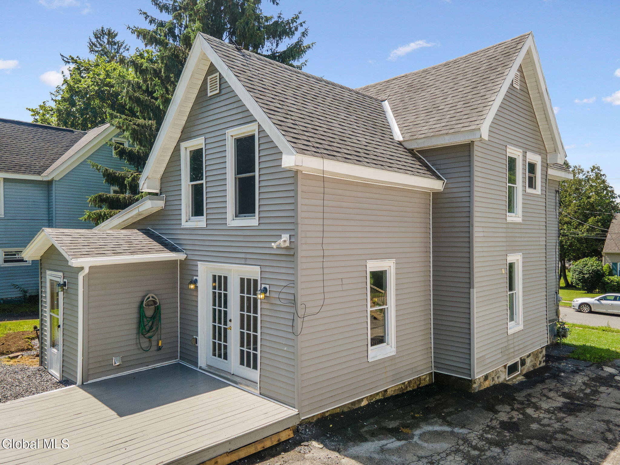 19 Matthew Street Johnstown NY 12095