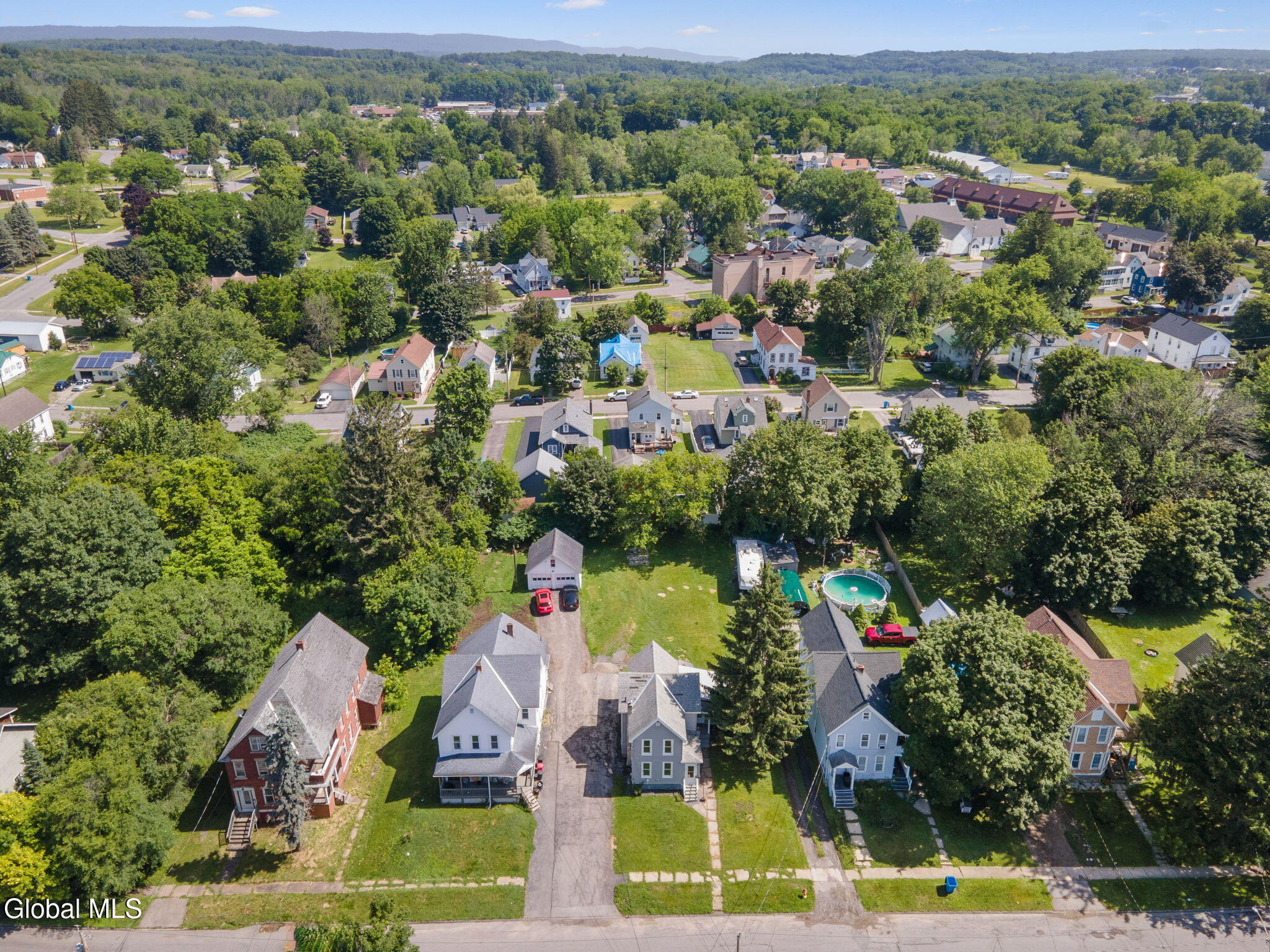 19 Matthew Street Johnstown NY 12095