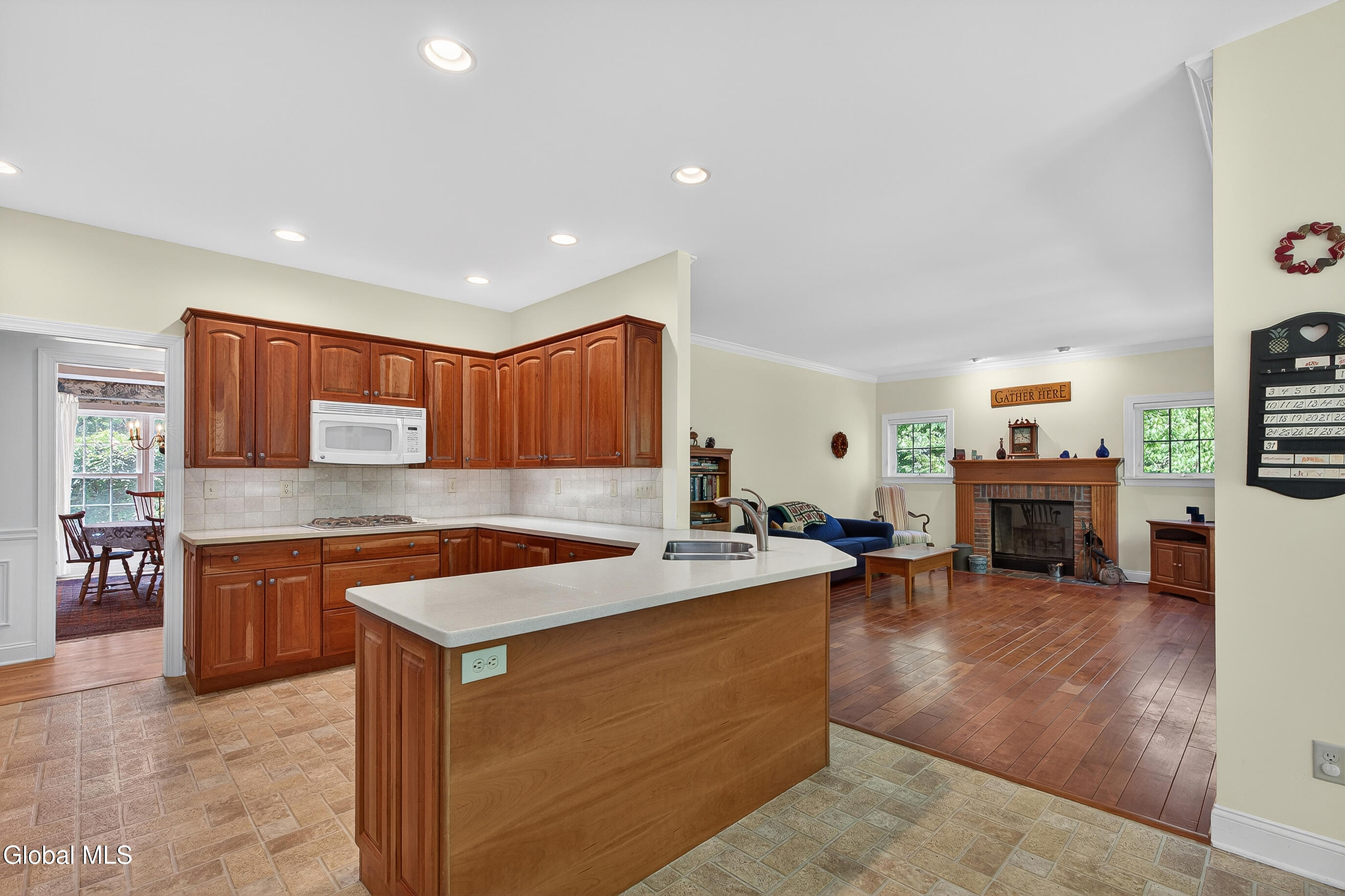 76 Journey Lane Glenmont NY 12077