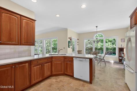 76 Journey Lane Glenmont NY 12077