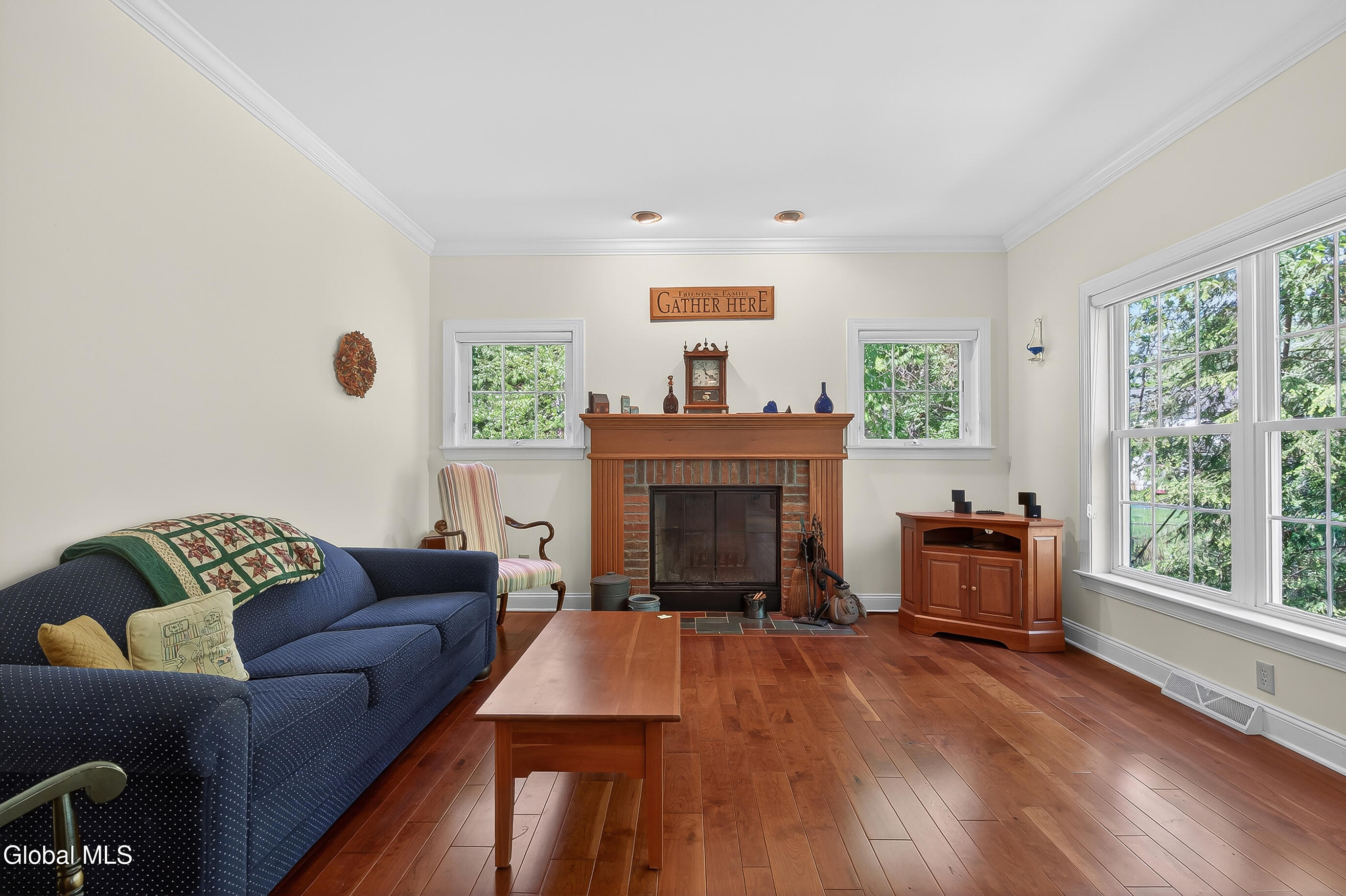 76 Journey Lane Glenmont NY 12077