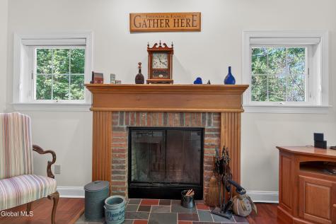 76 Journey Lane Glenmont NY 12077