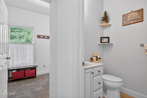76 Journey Lane Glenmont NY 12077