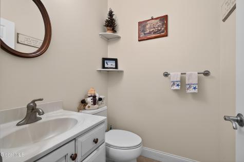 76 Journey Lane Glenmont NY 12077