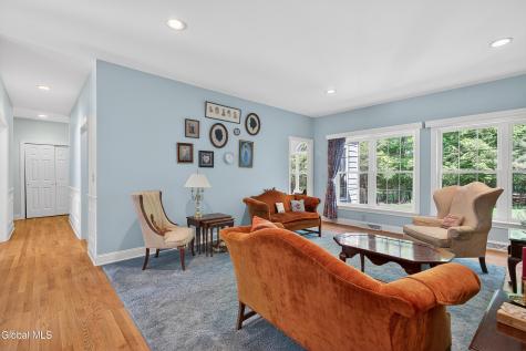 76 Journey Lane Glenmont NY 12077