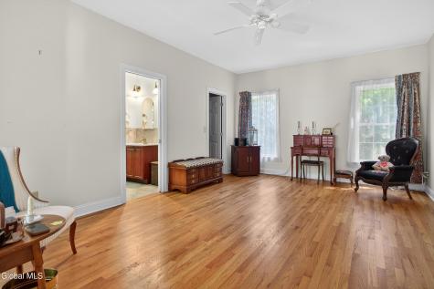 76 Journey Lane Glenmont NY 12077
